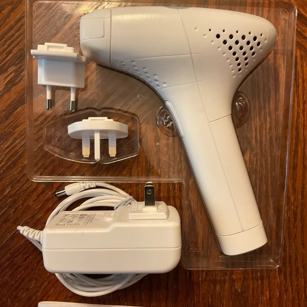 Bella Flash by Silk’n Home Hair Removal System!